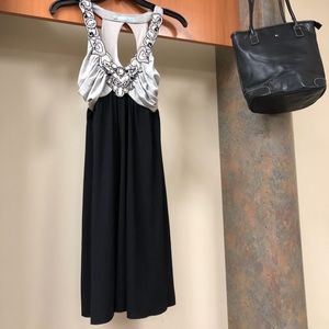 Women’s Dress and Purse Bundle